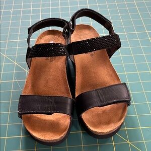 Naot Black Comfort Sandals Two-Strap Design
